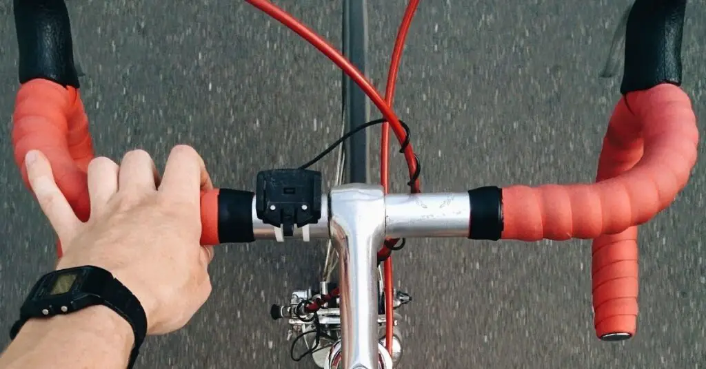 can you flip a road bike stem